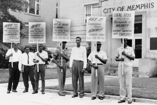 11-7483_afscme.jpg